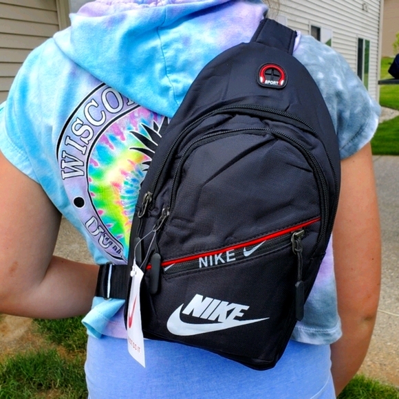 Nike Unisex Sling Bag Crossbody Shoulder Bag Backpack NWT Running School Bag